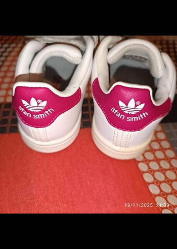 adidaskids Kız Çocuk Beyaz Cırtlı Spor Ayakkabı - Görsel 4