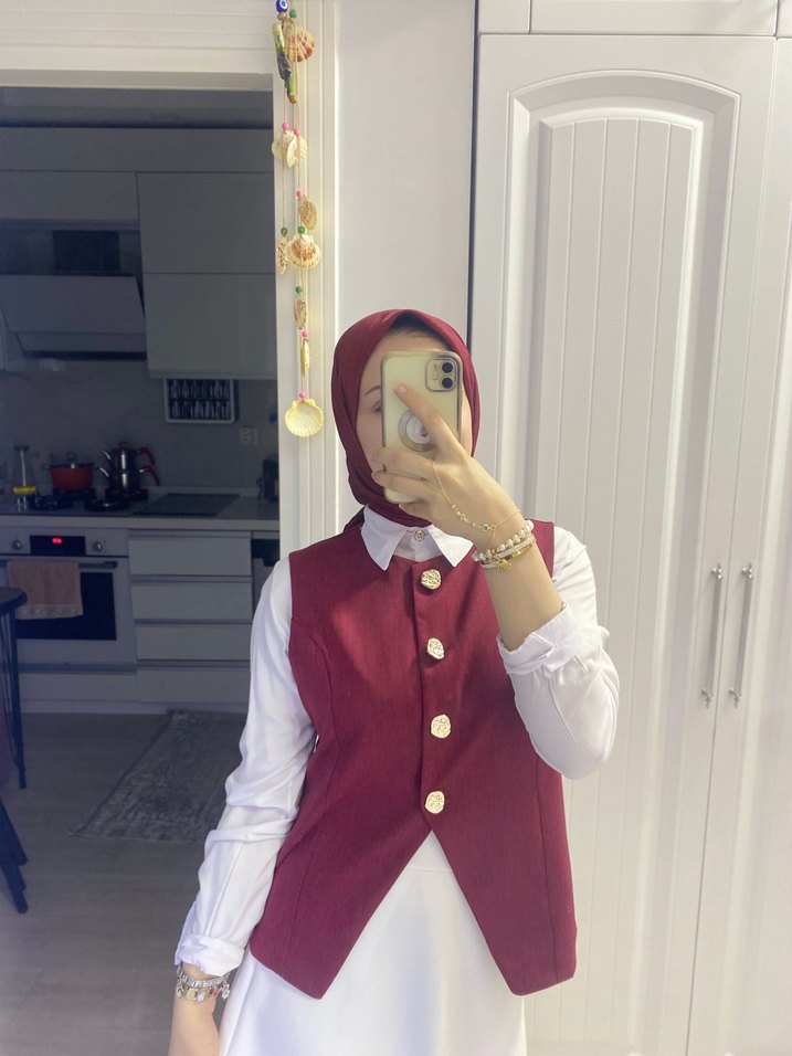 Bordo Mini Düğmeli Kolsuz Kadın Yelek - Görsel 3