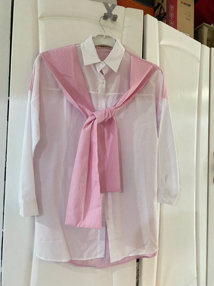 Düğmeli Pembe Kadın Keten Gömlek
Bütün gömlekler 200 250 - Görsel 3