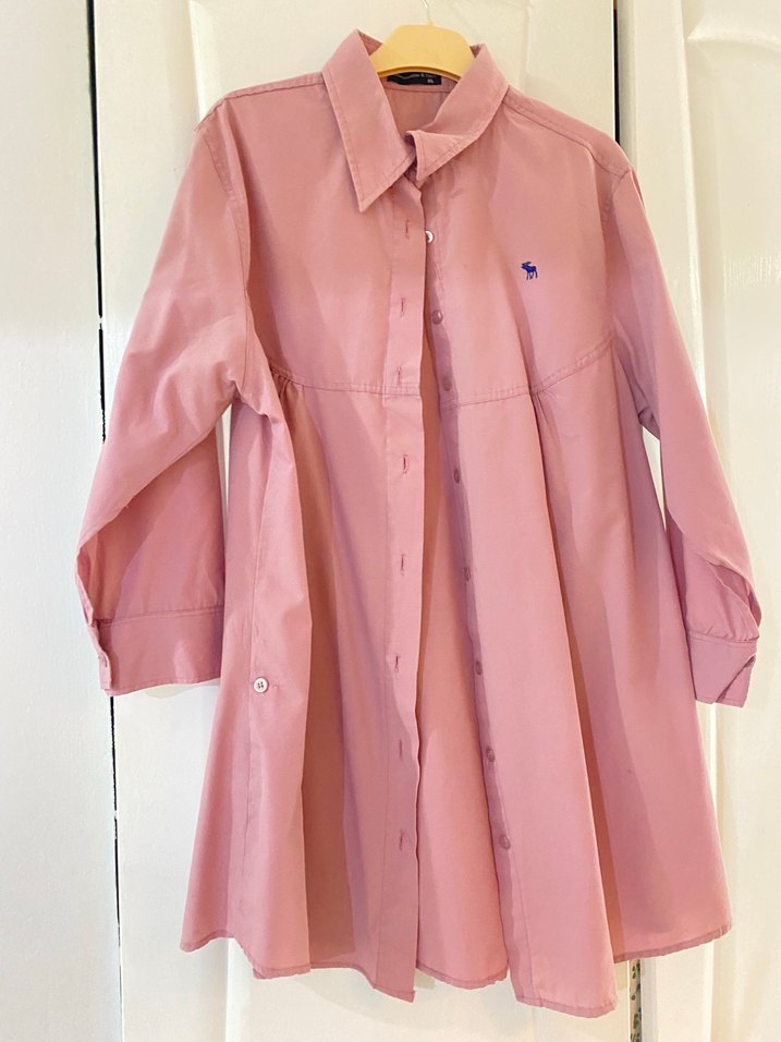 Uzun Kollu Yeşil Düğmel Keten Gömlek
Yeşil 100
Diğerleri 200 250 - Görsel 3