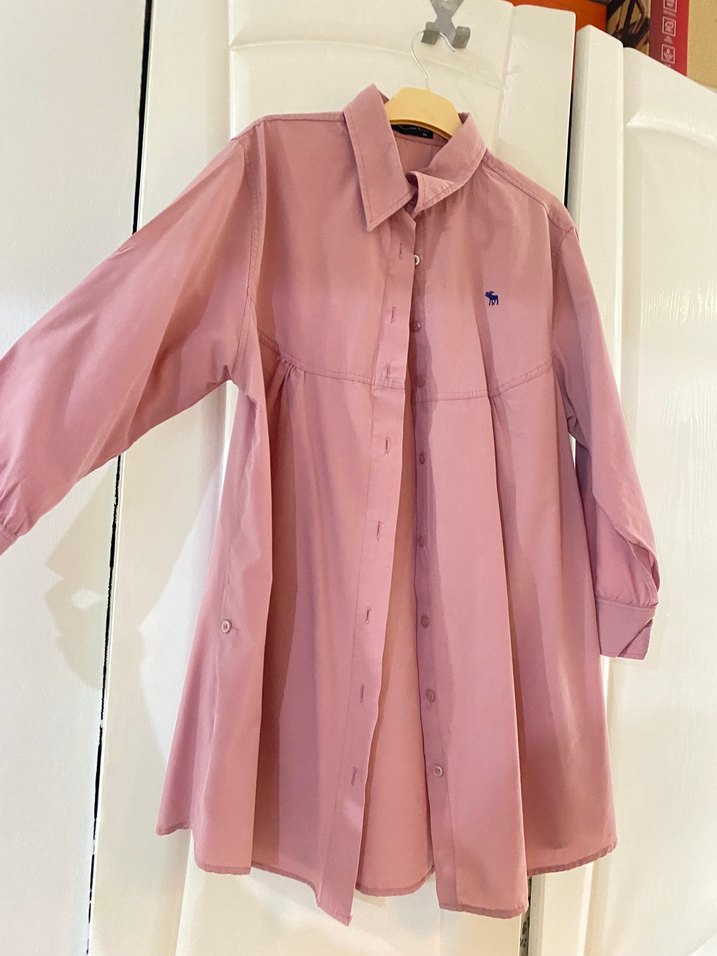 Uzun Kollu Yeşil Düğmel Keten Gömlek
Yeşil 100
Diğerleri 200 250 - Görsel 4