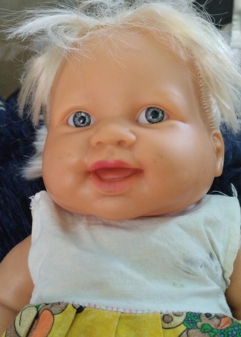 Barbie Her tarafı et bebek