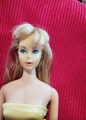 Barbie Pretty Vintage Blonde TNT Barbie Doll With Vintage 1971 Mattel