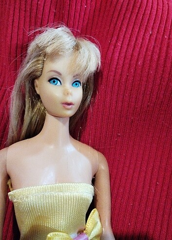 Pretty Vintage Blonde TNT Barbie Doll With Vintage 1971 Mattel