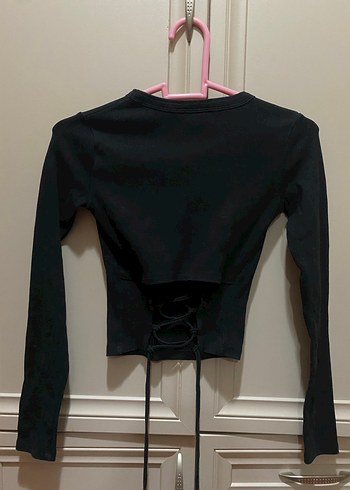 Bershka sırt dekolteli bluz - Görsel 2