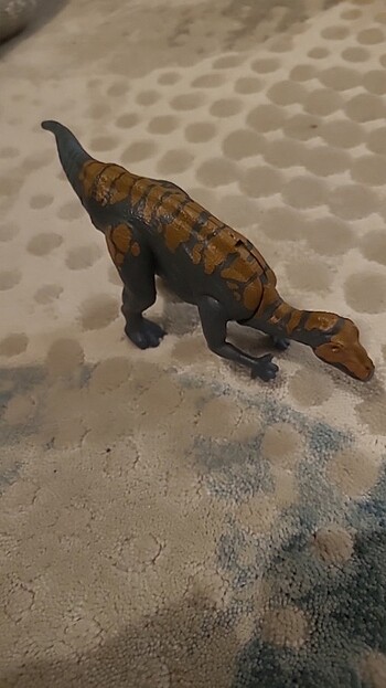 Jurrassic world lisanslı 