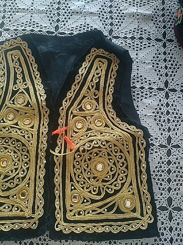 24-36 Ay Beden siyah Renk İşlemeli aynalı çocuk yelek