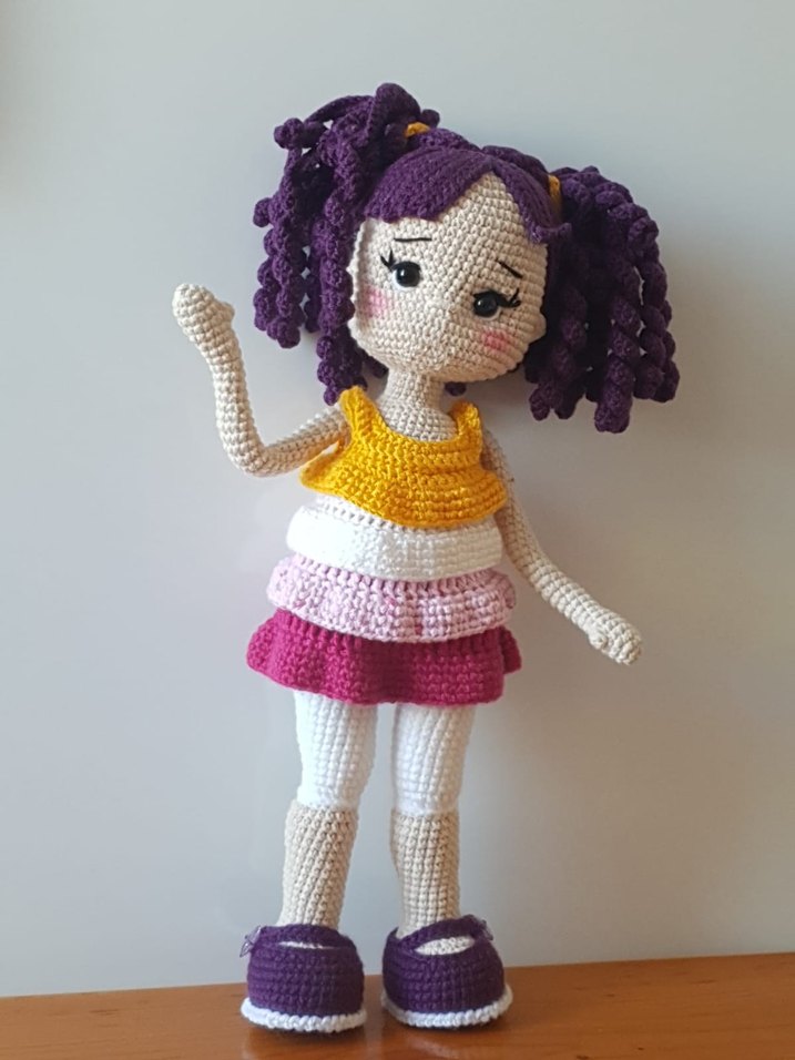 Amigurumi Renkli Mor Saçlı Örgülü Bebek - Görsel 3