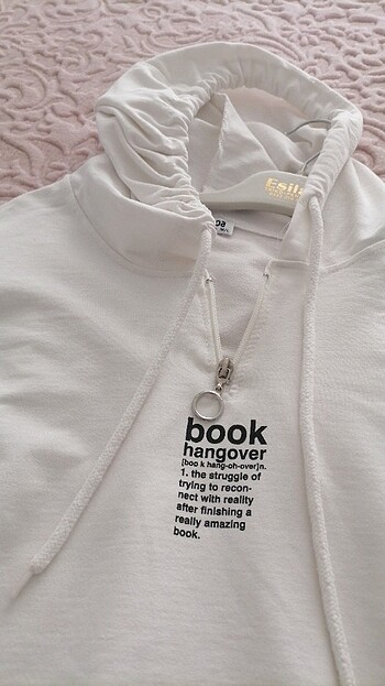 Crop beyaz sweat