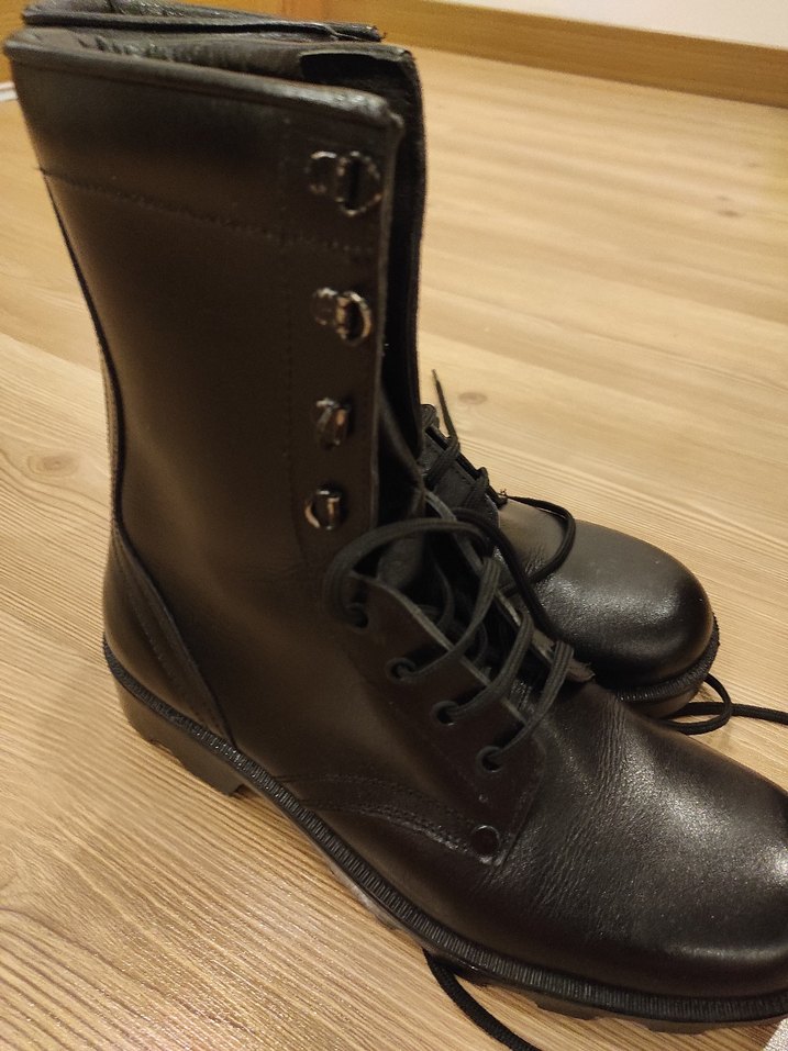 Siyah Deri Bağcıklı Gotik Erkek Bot - Görsel 3