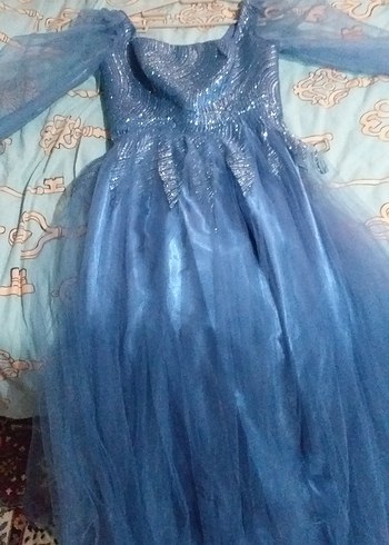 Mavi Uzun Askılı İşlemeli Kadın Abiye - Görsel 4