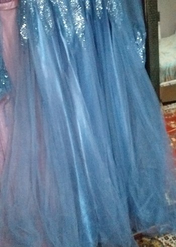 Mavi Uzun Askılı İşlemeli Kadın Abiye - Görsel 2