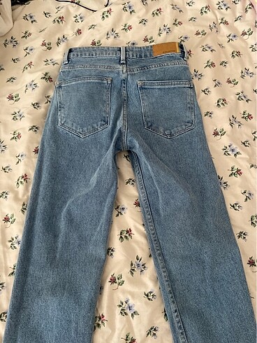 34 Beden Stradivarius pantolon