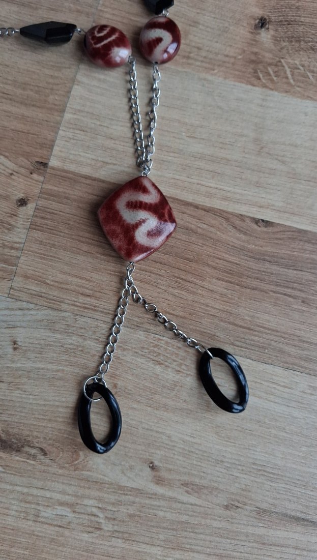 Bordo siyah taşlı Zincir Detaylı Uzun Kadın Kolye - Görsel 2