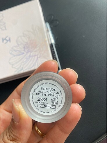 Beden Suya dayanıklı eyeliner