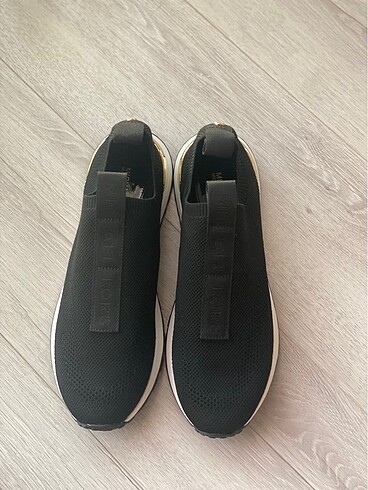 Michael Kors Michael Kors Çorap Spor Ayakkabı 41-41.5 numara için uygundur