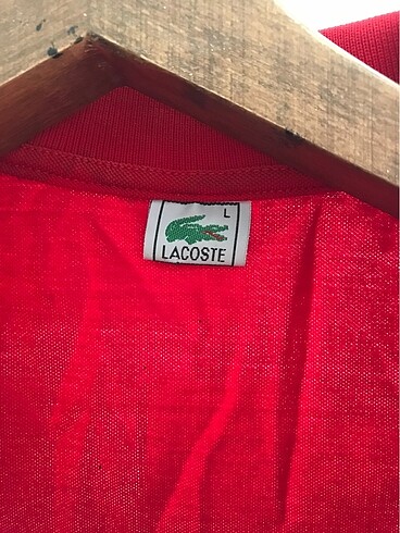 l Beden Kırmızı lacoste tshirt