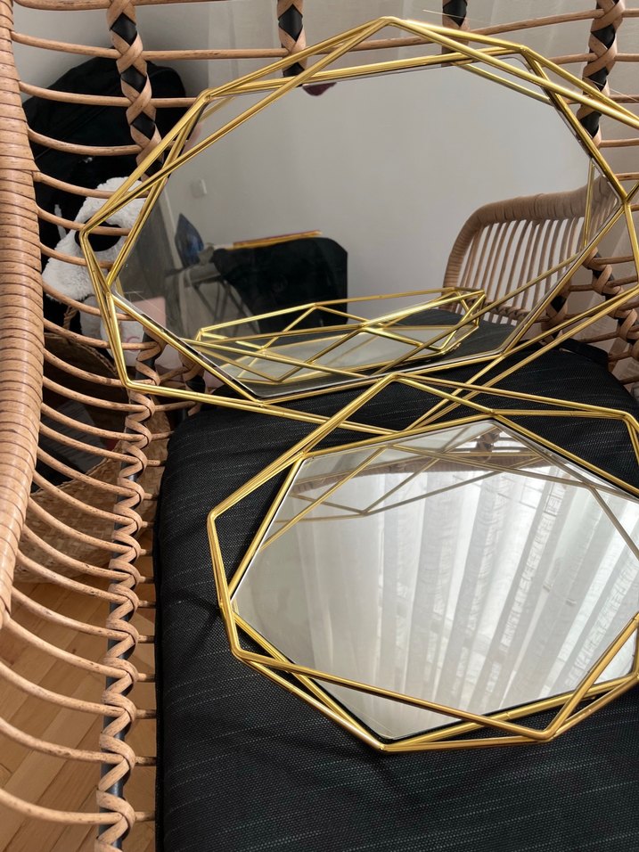 Altın Renkli Geometrik Tasarımlı Sepet ve Tepsi - Görsel 3