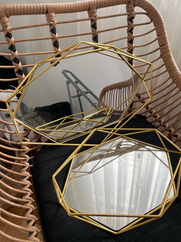 Altın Renkli Geometrik Tasarımlı Sepet ve Tepsi - Görsel 2