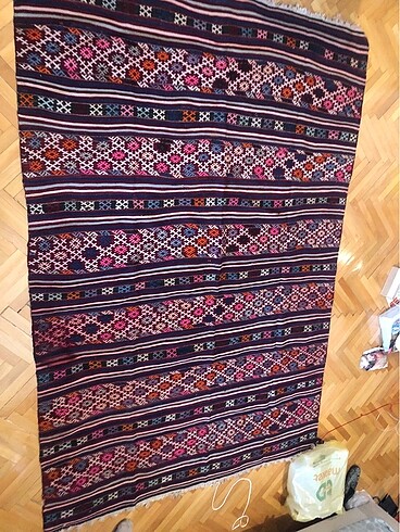 El dokuması büyük boy kilim