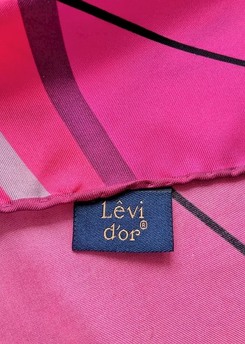 Beden Levidor Pembe Desenli İpek Eşarp
