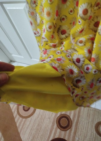 Sarı Çiçek Desenli Kolsuz Elbise - Görsel 4