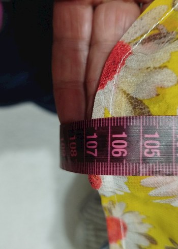 Sarı Çiçek Desenli Kolsuz Elbise - Görsel 9