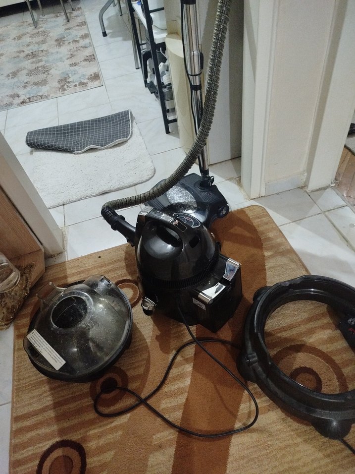 Siyah Klasik Elektrikli Süpürge - Görsel 4