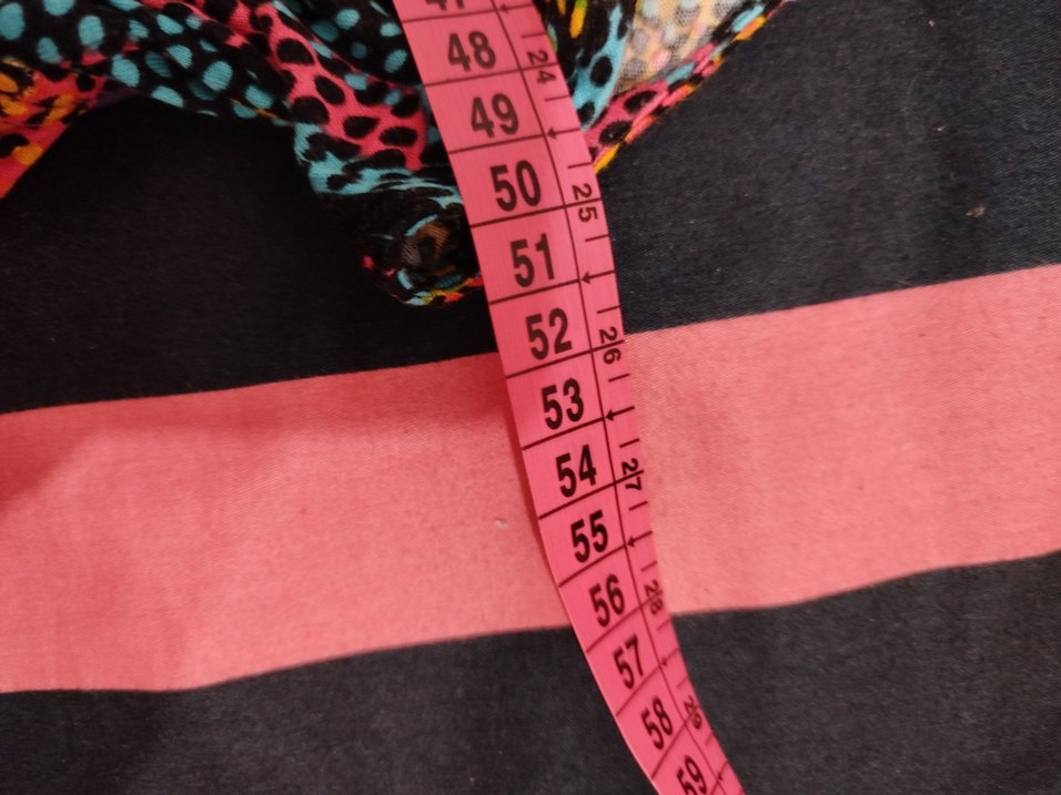 Renkli Batik Desenli Tunik belden lastikli ölçüleri vardır - Görsel 4