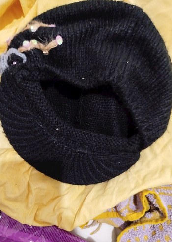 Siyah Örgü Kadın Bere Çiçek Detaylı kasket tipi - Görsel 4