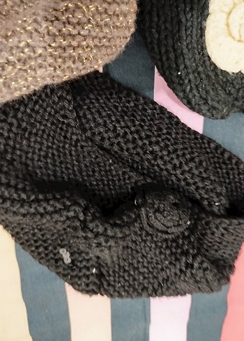 Renkli Çiçekli Örgü Kadın Bere üç adettin fıyatı - Görsel 3