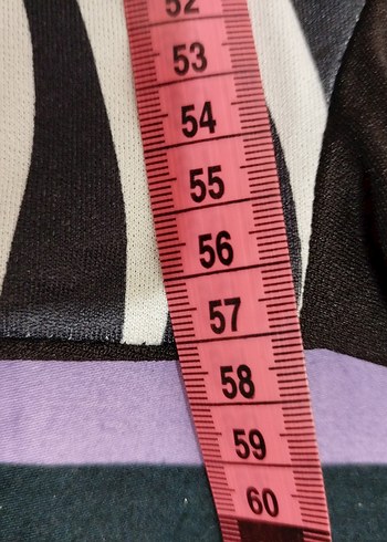 Desenli Kısa Kollu  Tişört ölçüleri vardır - Görsel 4