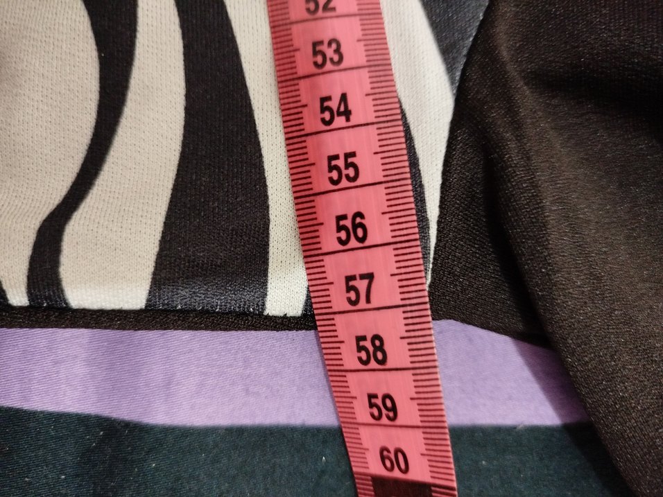 Desenli Kısa Kollu  Tişört ölçüleri vardır - Görsel 4