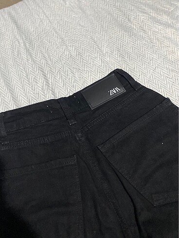 34 Beden siyah Renk Zara jean