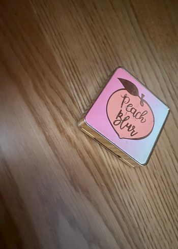 Too Faced Pudra - Görsel 2