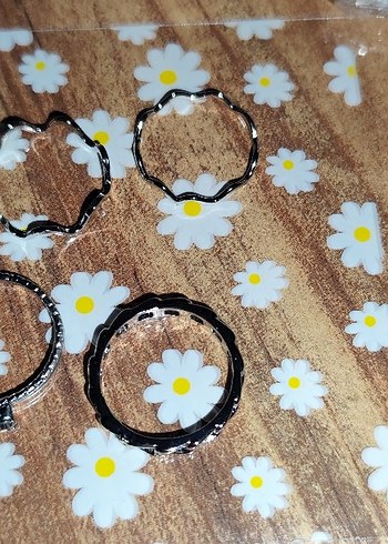 Diğer Siyah Boncuklu Minimalist Kadın Yüzük