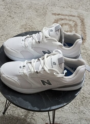 40 Beden SIFIR 40 NUMARA NEW BALANCE SPOR AYAKKABISI