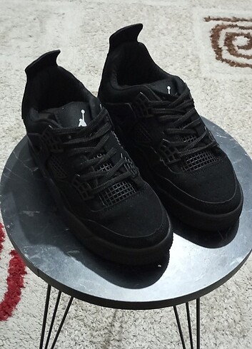 SIFIR 38 NUMARA NIKE SPOR AYAKKABISI