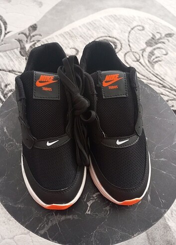 SIFIR 36  NUMARA NIKE MARKA SPOR AYAKKABI - Görsel 2
