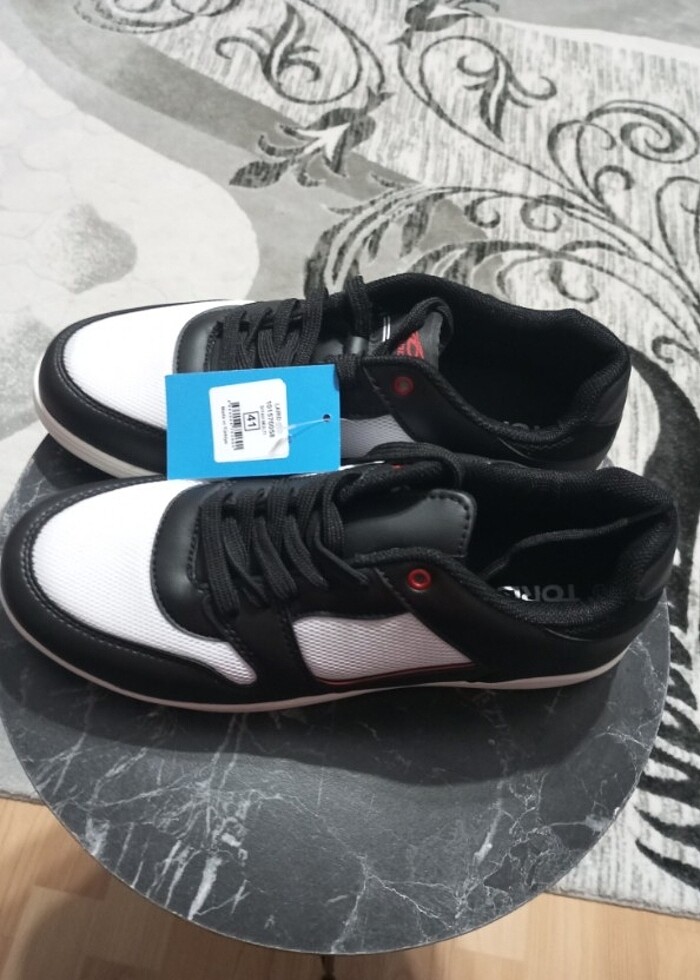 SIFIR 41 NUMARA TOREX MARKA SPOR AYAKKABISI - Görsel 4