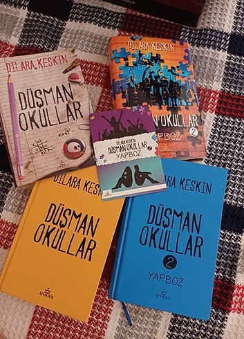 Düşman okullar 1 ve 2 ciltli