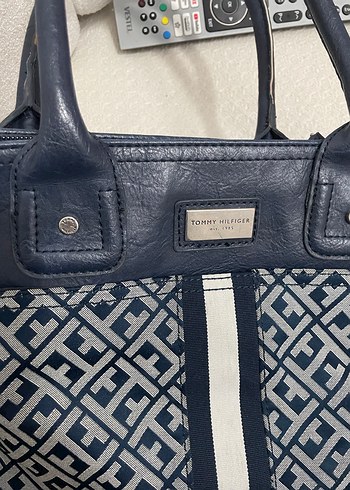 Gri Desenli Fermuarlı Kadın Çanta - Görsel 3