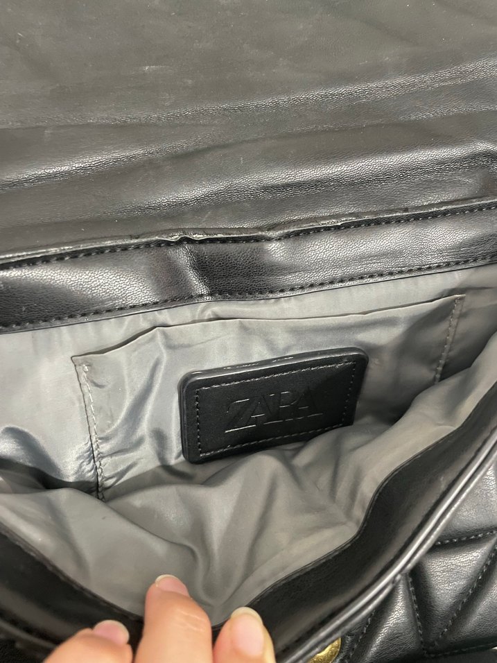 Zincir Detaylı Siyah Deri Kadın Çanta - Görsel 3