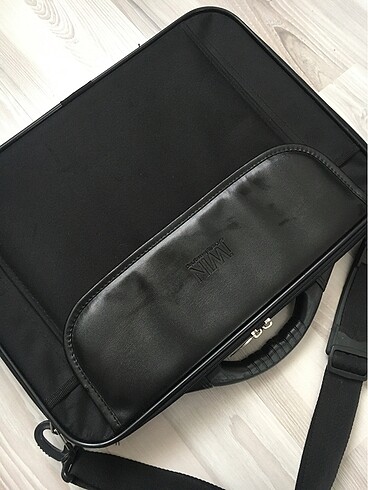Laptop çantası