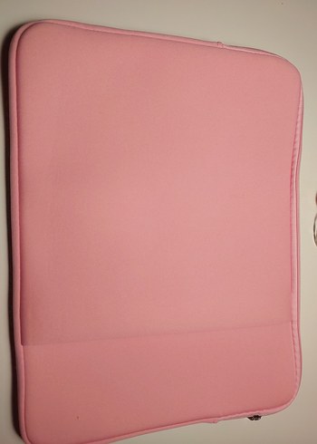 Diğer Pembe Fermuarlı Kadın Laptop Çantası