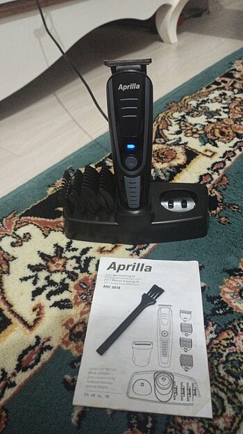 Şarjlı Tıraş Makinesi(USB başlıklı) FİYAT SONDUR!!