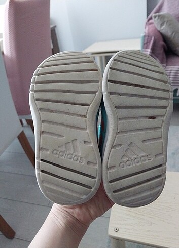 25 Beden çeşitli Renk Adidas erkek çocuk ayakkabı
