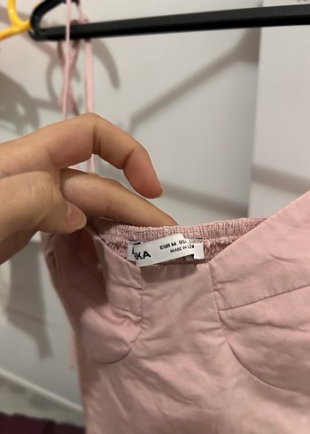 m Beden Bershka bağcıklı askılı crop top