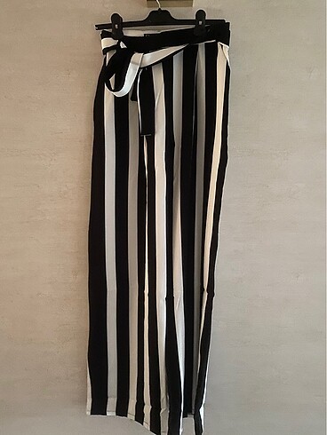 36 Beden Çizgili pantolon
