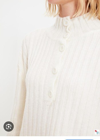 Krem Yüksek Yakalı  Kadın Kazak - Görsel 4
